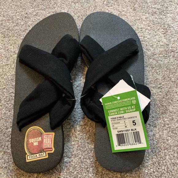 NWT yoga mat sandals sanuk - Picture 3 of 3